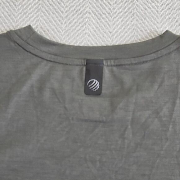 MPG Long Sleeve Base Shirt Men's Small Thyme Green Soft Moisture Wicking NWT - Picture 9 of 12